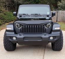 Load image into Gallery viewer, Oracle Jeep JL/Gladiator JT Oculus Switchback Bi-LED Projector Headlights - Amber/White Switchback - Black Ops Auto Works