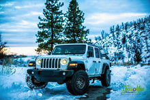 Load image into Gallery viewer, Oracle Jeep JL/Gladiator JT Oculus Switchback Bi-LED Projector Headlights - Amber/White Switchback - Black Ops Auto Works