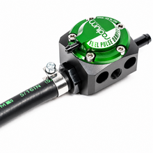 Load image into Gallery viewer, Radium Engineering RAD20-0199 FPD-R Inline Fuel Pulse Damper 8AN