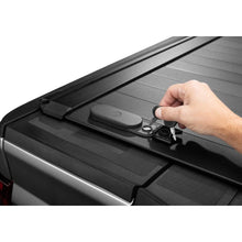 Load image into Gallery viewer, Retrax 20-26 Chev/GMC Silverado/Sierra 1500 6.5ft Bed (No Side Boxes) RetraxPRO EZ-Off FRC-4000 - Retrax R-T-80482