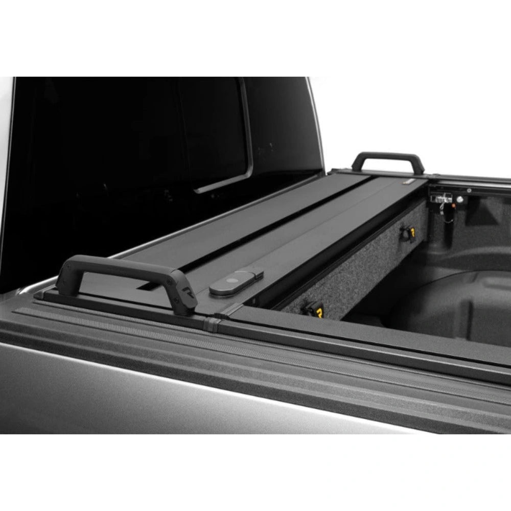 Retrax 20-26 Chev/GMC Silverado/Sierra 1500 6.5ft Bed (No Side Boxes) RetraxPRO EZ-Off FRC-4000 - Retrax R-T-80482