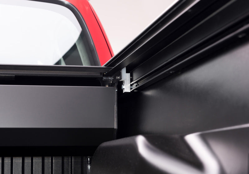 Retrax 2022 Toyota Tundra CrewMax 5.5ft Bed w/ Deck Rail System PowertraxONE MX - Black Ops Auto Works