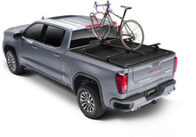 Load image into Gallery viewer, Retrax 2023 Colorado &amp; Canyon 5ft Bed RetraxONE XR-Retractable Bed Covers-Retrax-840563106791-