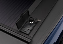 Load image into Gallery viewer, Retrax 88-06 Chevy/GMC 1500 6.5ft Bed / 07 Classic RetraxONE MX - Black Ops Auto Works