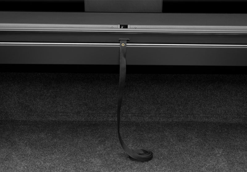 Roll-N-Lock 2019 Chevrolet Silverado 1500 60.5in Bed M-Series Retractable Tonneau Cover - Black Ops Auto Works