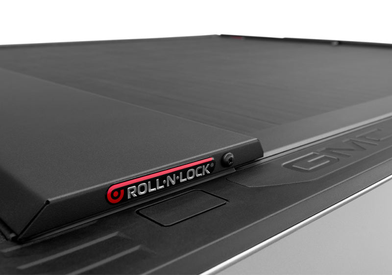 Roll-N-Lock 2020 Chevy Silverado / GMC Sierra 2500-3500 80-1/2in M-Series Retractable Tonneau Cover - Black Ops Auto Works