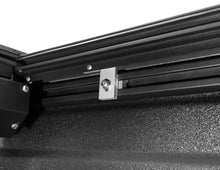 Load image into Gallery viewer, Roll-N-Lock 2020 Jeep Gladiator 5ft bed M-Series Retractable Tonneau Cover - Black Ops Auto Works
