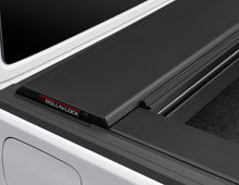 Load image into Gallery viewer, Roll-N-Lock 2020 Jeep Gladiator 5ft bed M-Series Retractable Tonneau Cover - Black Ops Auto Works