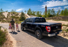 Load image into Gallery viewer, Roll-N-Lock 2020 Jeep Gladiator 5ft bed M-Series Retractable Tonneau Cover - Black Ops Auto Works