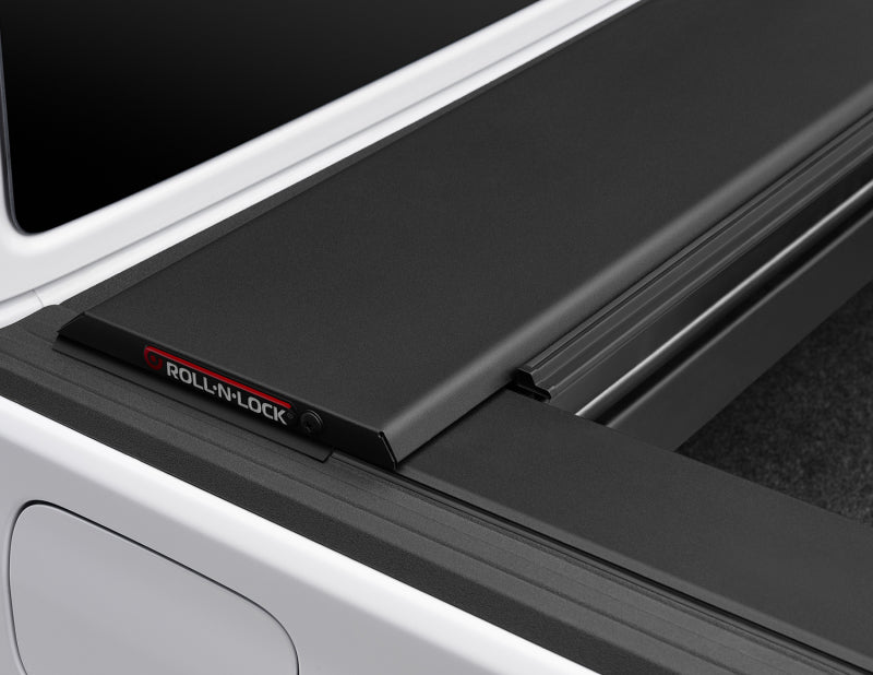 Roll-N-Lock 2020 Jeep Gladiator 5ft bed M-Series Retractable Tonneau Cover - Black Ops Auto Works