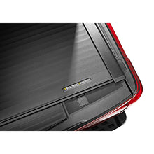 Load image into Gallery viewer, Roll-N-Lock 2021 Ford F-150 67.1in A-Series Retractable Tonneau Cover corner latch close-up