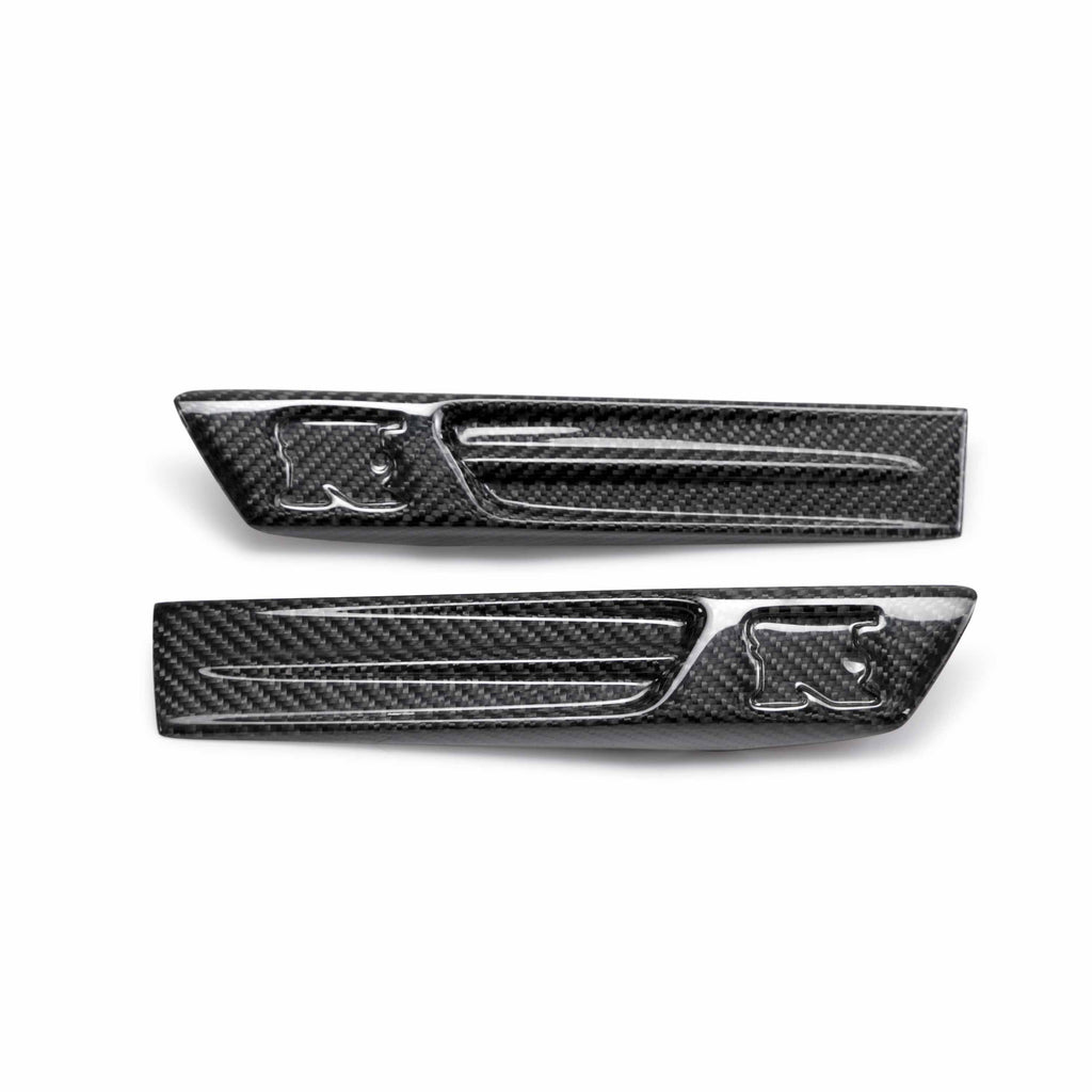 Seibon Seibon 09-10 Nissan GTR R35 Carbon Fiber Fender Duct Logos (Pair)