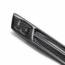 Load image into Gallery viewer, Seibon Seibon 09-10 Nissan GTR R35 Carbon Fiber Fender Duct Logos (Pair)