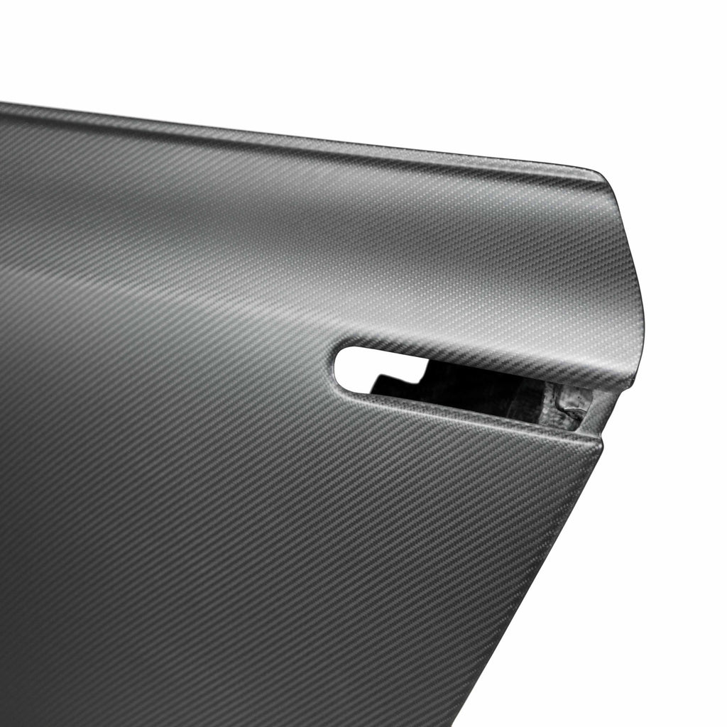 Seibon Seibon 09-10 Nissan GTR R35 Dry Carbon Fiber Door Pair