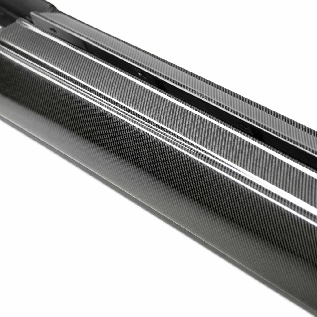 Seibon Seibon 09-10 Nissan GTR R35 OEm Style Carbon Fiber Side Skirts