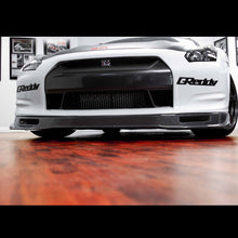 Load image into Gallery viewer, Seibon Seibon 09-10 Nissan GTR R35 VS Style Carbon Fiber Front Lip