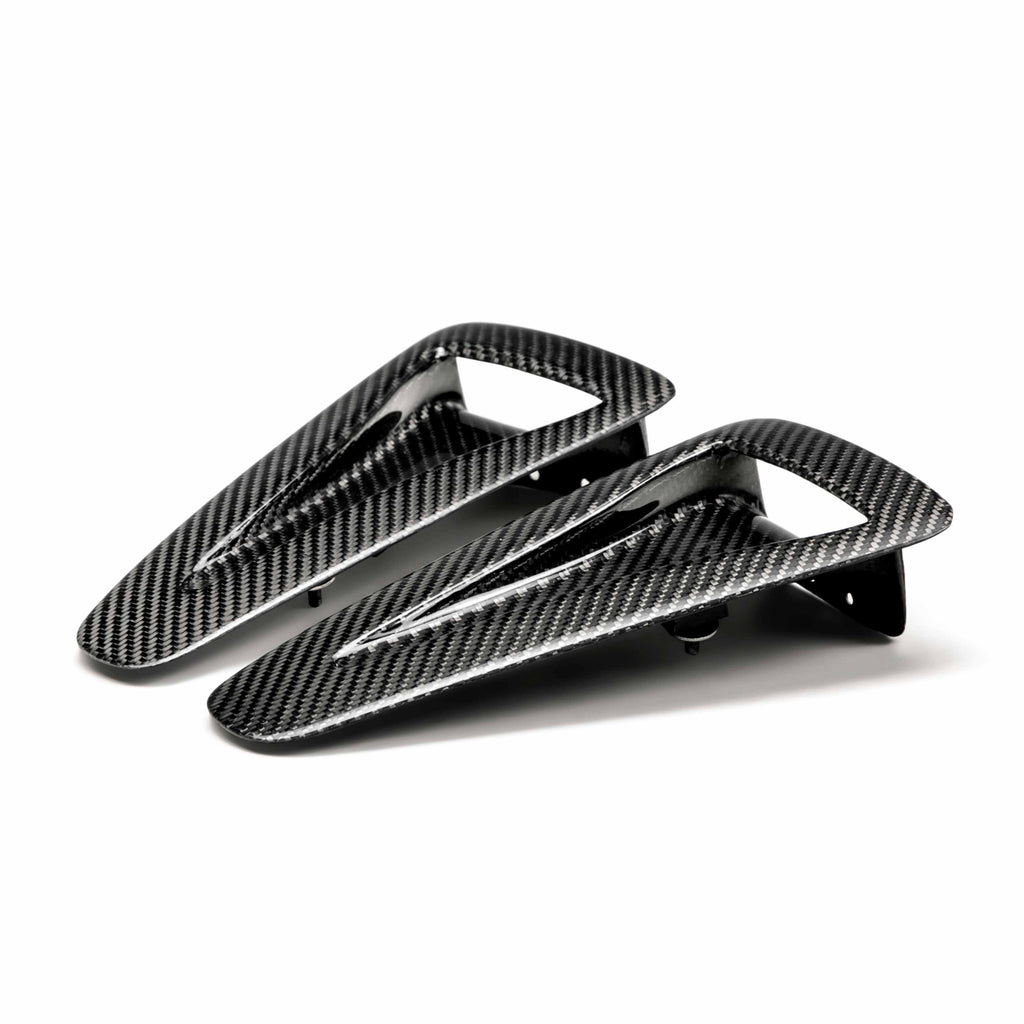 Seibon Seibon 09-10 Nissan Skyline R35 GTR OEM Carbon Fiber Hood Scoop