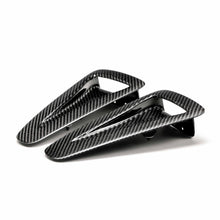 Load image into Gallery viewer, Seibon Seibon 09-10 Nissan Skyline R35 GTR OEM Carbon Fiber Hood Scoop