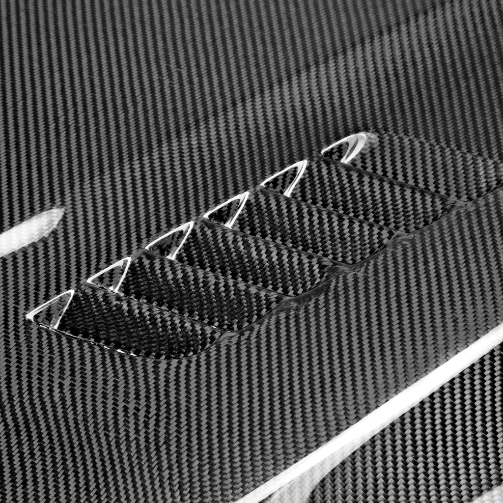 Seibon Seibon 12-14 BMW F30 / F32 VR-Style Carbon Fiber Hood