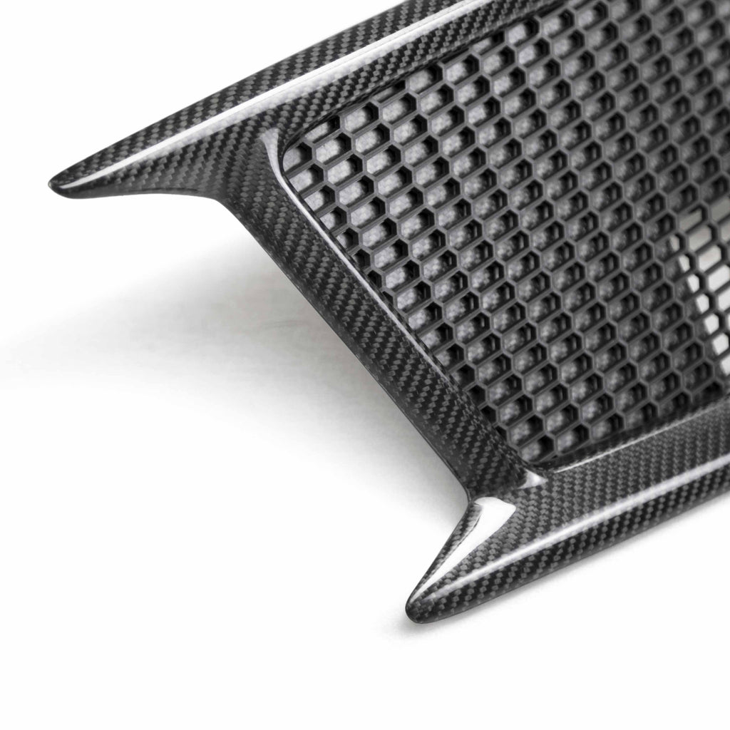 Seibon Seibon 18-19 Subaru Impreza WRX/STi Carbon Fiber Fog Light Surrounds (pair)