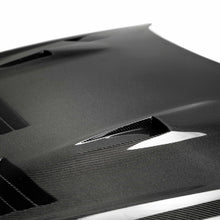 Load image into Gallery viewer, Seibon Seibon 2017-2018 Nissan GTR R35 GTII-Style Carbon Fiber Hood