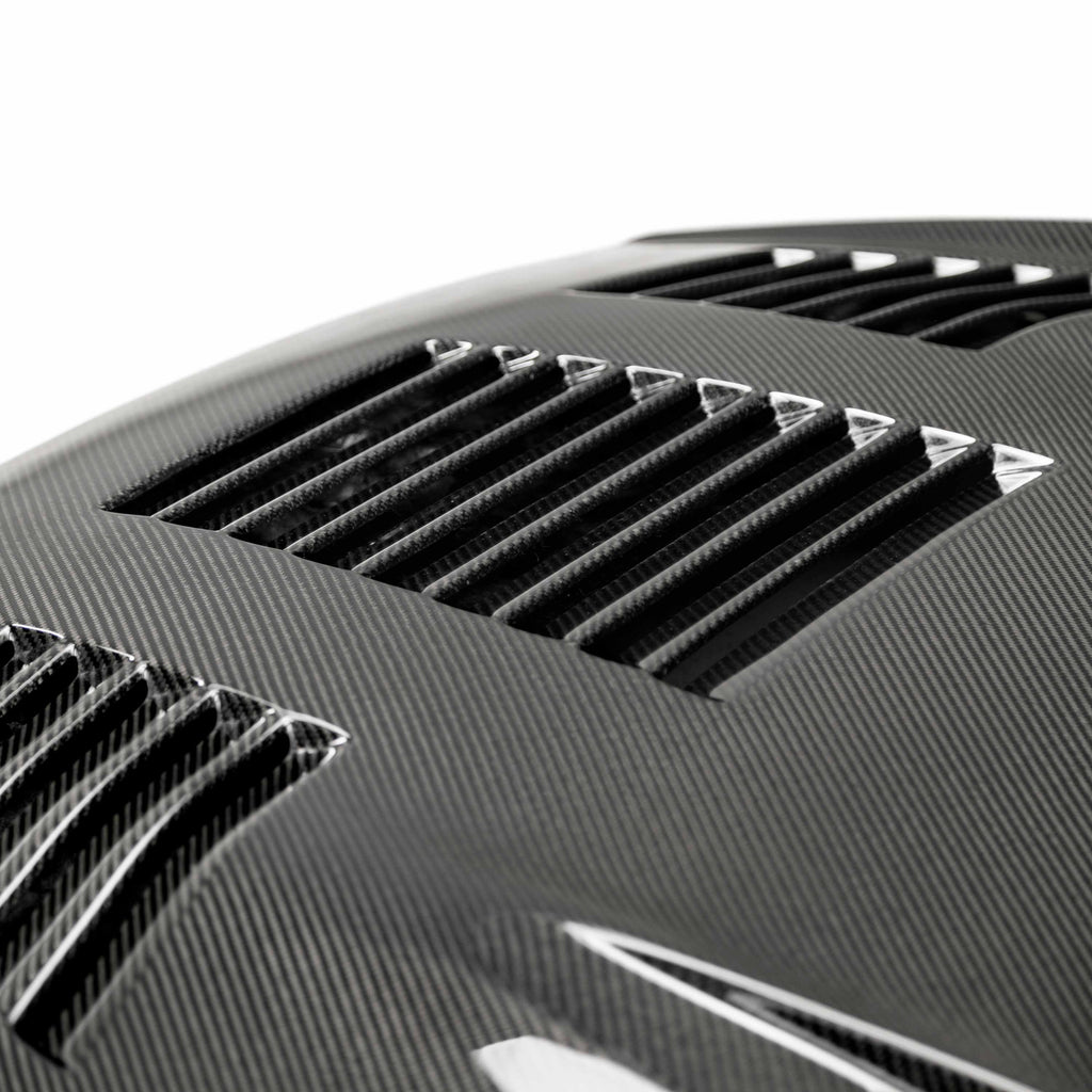 Seibon Seibon 2017-2018 Nissan GTR R35 GTII-Style Carbon Fiber Hood