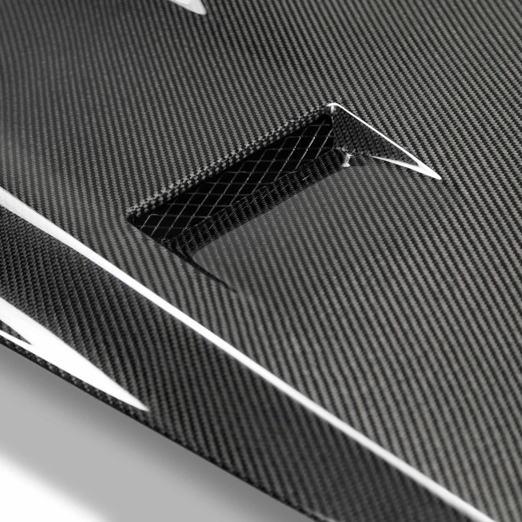 Seibon Seibon 2017-2018 Nissan GTR R35 GTII-Style Carbon Fiber Hood
