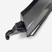 Load image into Gallery viewer, Seibon Seibon 2022 Nissan Frontier MB-Style Carbon Front Fibers Pair (2in rise 4in Wider)