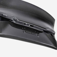 Load image into Gallery viewer, Seibon Seibon 22-23 Honda Civic 4 DR C-Style Carbon Fiber Trunk Lid