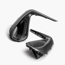 Load image into Gallery viewer, Seibon Seibon 22-25 Subaru BRZ Carbon Fiber Front Bumper Duct