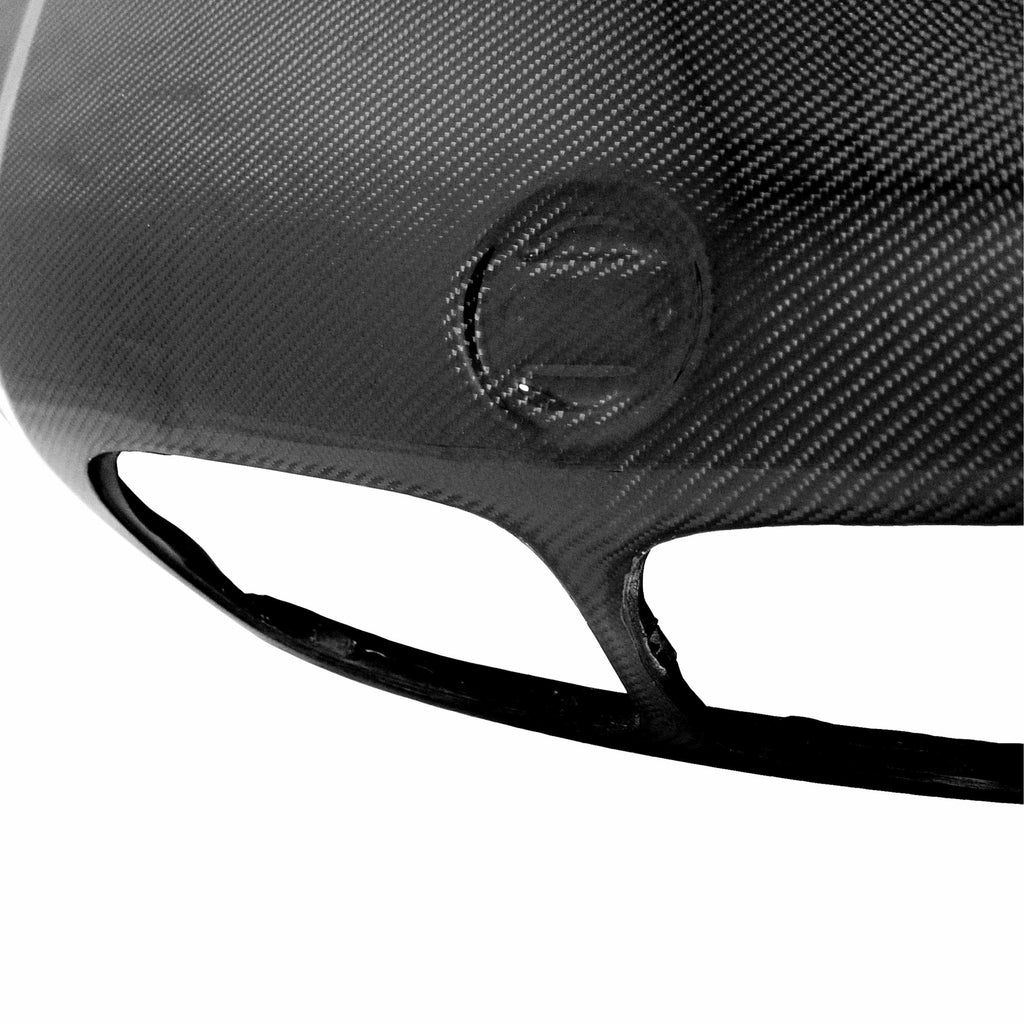 Seibon Seibon 7/99-5/02 BMW 3 Series 2dr (E46) OEM-Style Carbon Fiber Hood