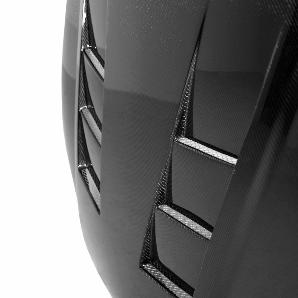 Seibon Seibon 96-98 Honda Civic (EM1/EJ6/EJ7/EJ8/EK9) TS Style Carbon Fiber Hood