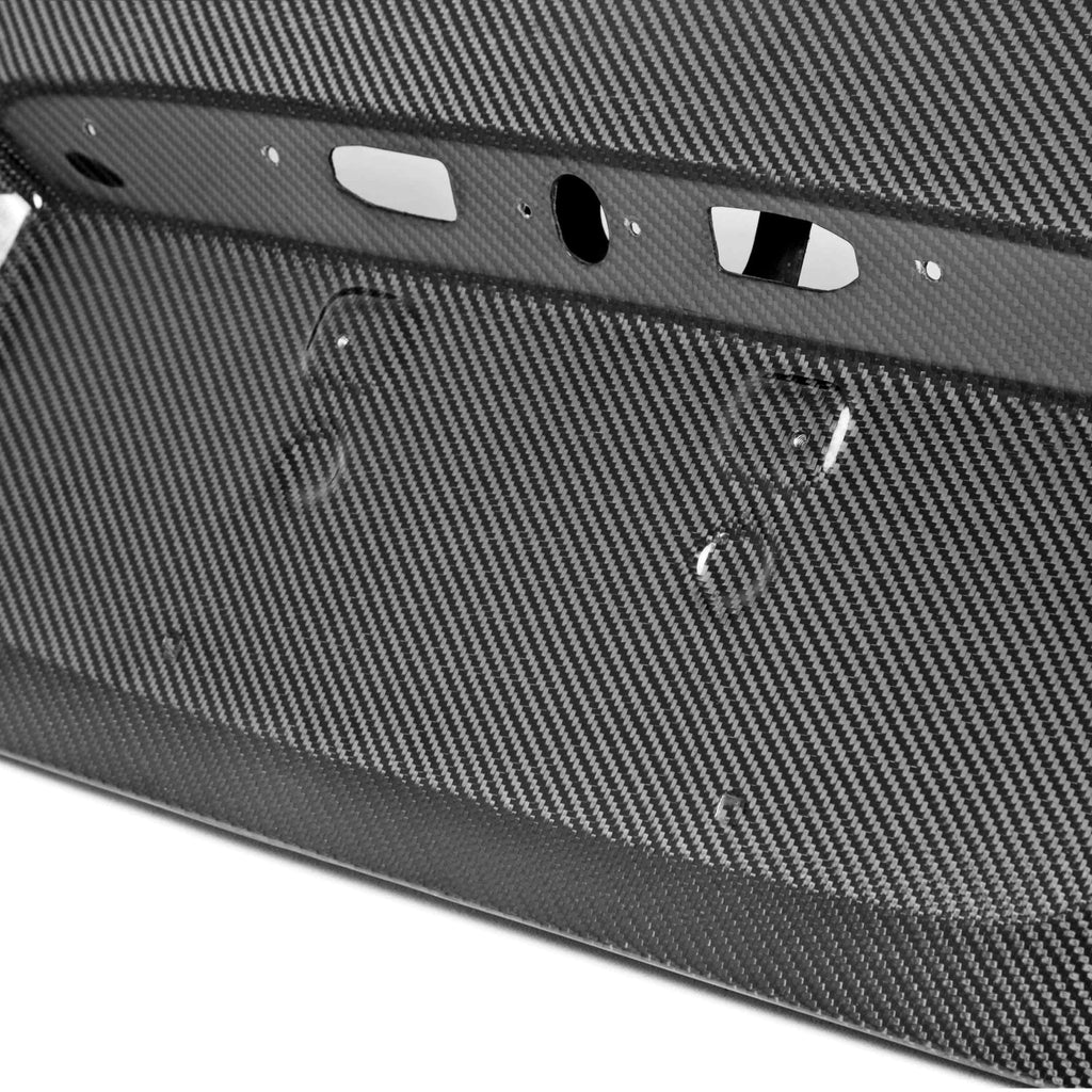 Seibon Seibon 98-04 Lexus GS Series OEM-Style Carbon Fiber Trunk/Hatch