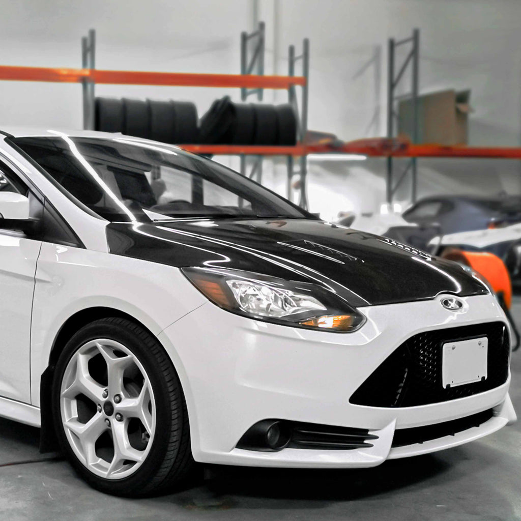 Seibon 12-13 Ford Focus RS-Style Carbon Fiber Hood - Seibon HD1213FDFO-RS