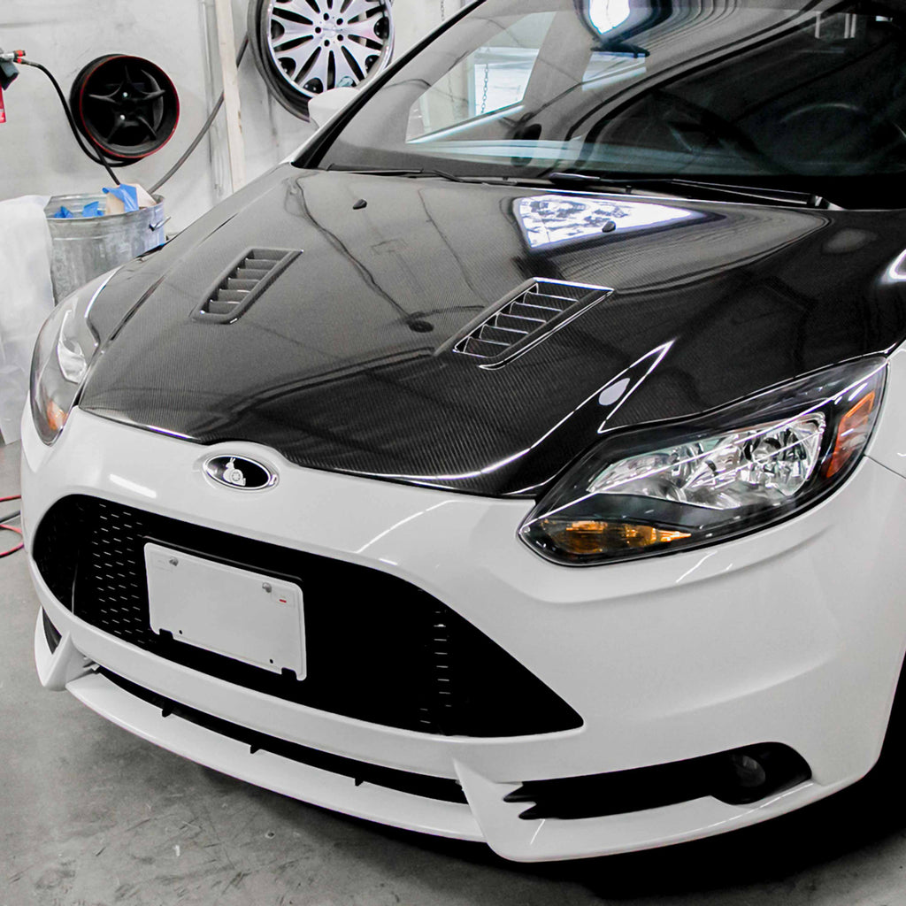 Seibon 12-13 Ford Focus RS-Style Carbon Fiber Hood - Seibon HD1213FDFO-RS