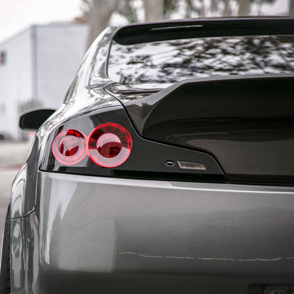 Seibon 03-07 Infiniti G35 2-door C-Style Carbon Fiber Trunk/Hatch - Seibon TL0305INFG352D-C