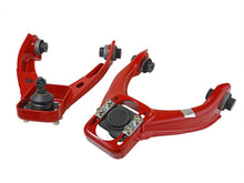 Load image into Gallery viewer, Skunk2 Classic Series 96-00 Honda Civic Adjustable Front Camber Kits (+/- 4 Degrees) - Black Ops Auto Works