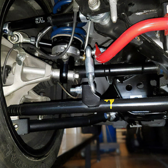 Endlinks installed on Miata sway bar