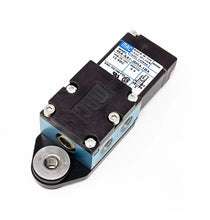 Load image into Gallery viewer, Torque Solution Billet MAC Valve Mount Bracket - For 3/4 Port MAC Solenoid Valves - Torque Solution TS-UNI-646