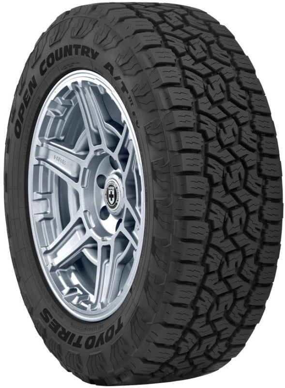 Toyo Open Country A/T III 34x10.50R17LT tire tread pattern close-up