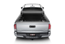 Load image into Gallery viewer, Truxedo 16-20 Toyota Tacoma 5ft Sentry CT Bed Cover - Black Ops Auto Works