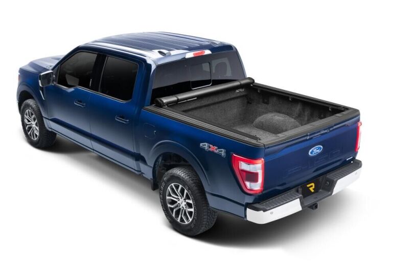 Truxedo Lo Pro 579601 tonneau cover, 2017-2019 Ford Super Duty 8ft bed, photo - mounted 2