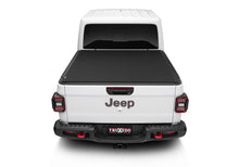 Load image into Gallery viewer, TruXedo 2020 Jeep Gladiator 5ft Sentry CT Bed Cover - Truxedo 1523216