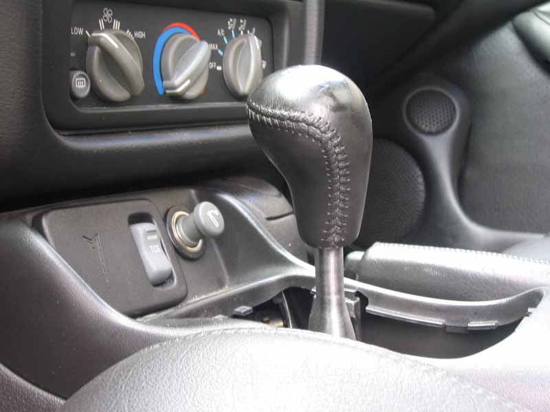 Side profile of the UMI short shifter handle for fourth generation F-body manual shifter bases