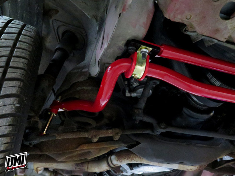 Mounting hardware and U-shaped spacers packed with the UMI 82-92 F-body 35mm solid front sway bar