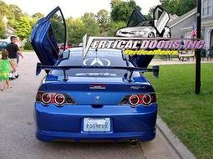 Acura RSX 2002-2007 Vertical Doors - Black Ops Auto Works