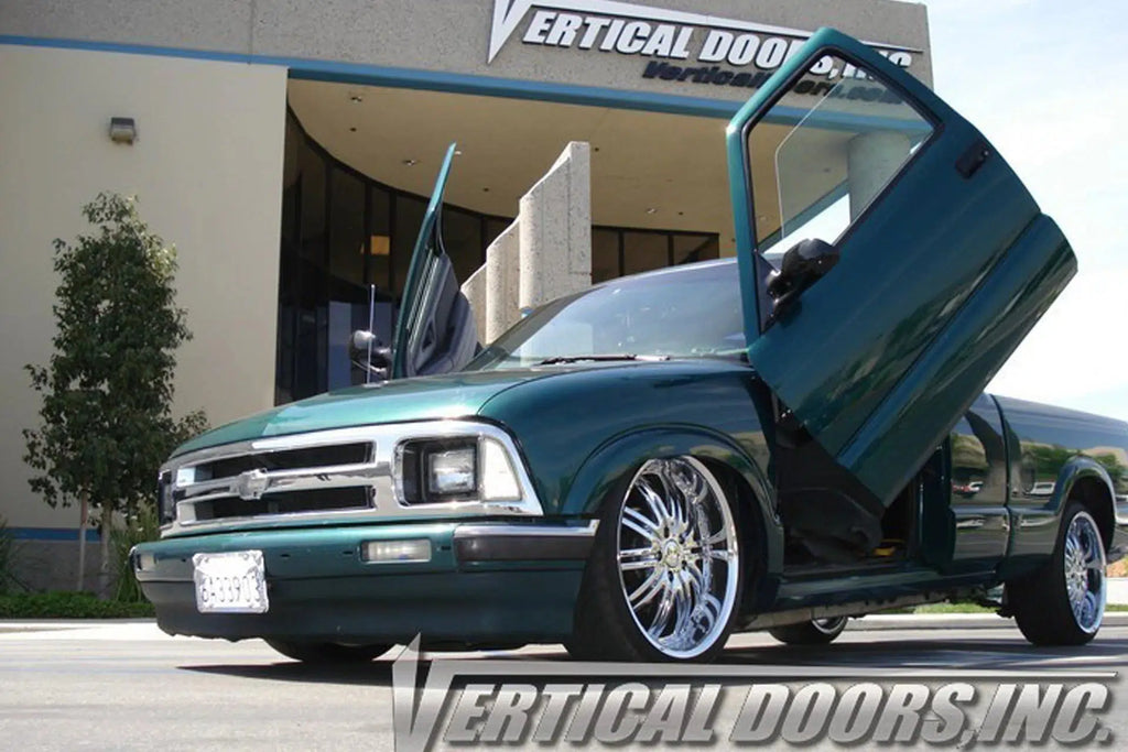 Chevrolet S10 1994-2004 Vertical Doors - Black Ops Auto Works