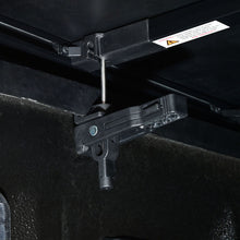 Load image into Gallery viewer, 19-20285 Tundra 66in Bed Tonneau Cover 2022-2026