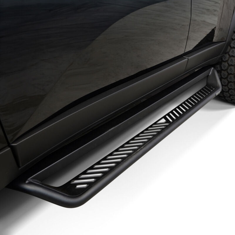 Westin Westin 24-26 Toyota Land Cruiser Outlaw Drop Running Boards - Textured Black