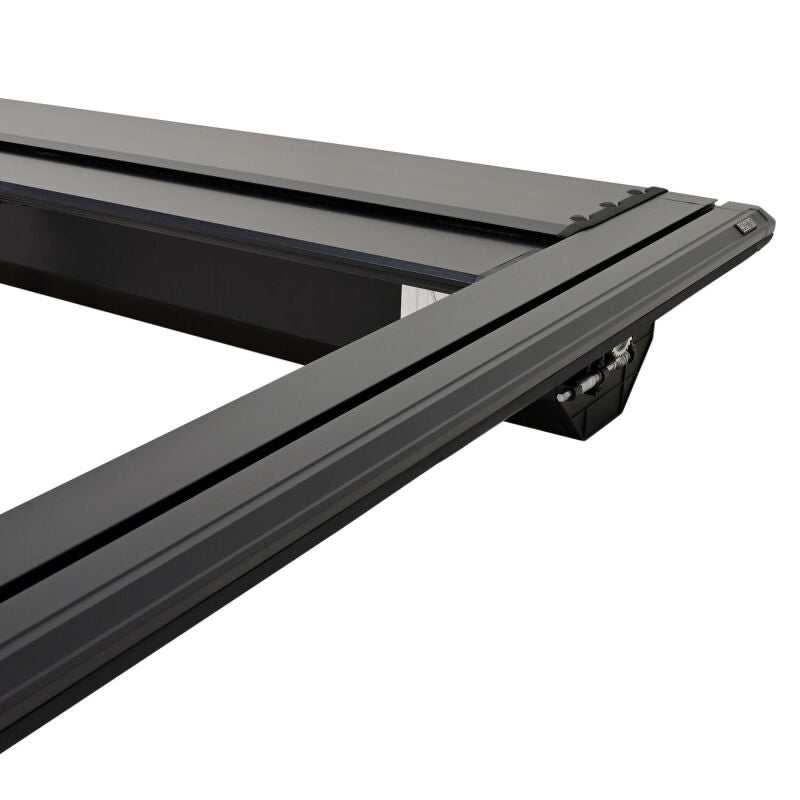 WES19-60285 Westin Manual Retractable Tonneau 2022-2026 Tundra